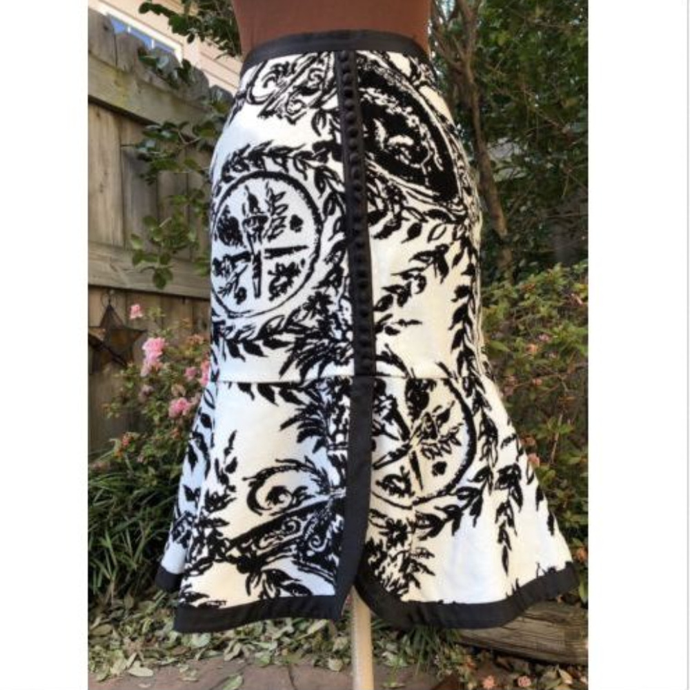 ODILLE ANTHROPOLOGIE VELVET FLOCKED WIGGLE SKIRT